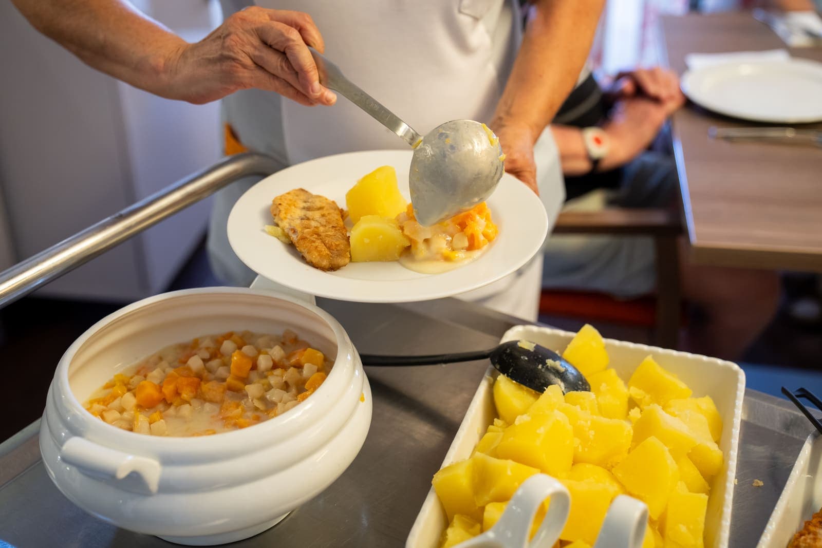Mittagessen wird angerichtet